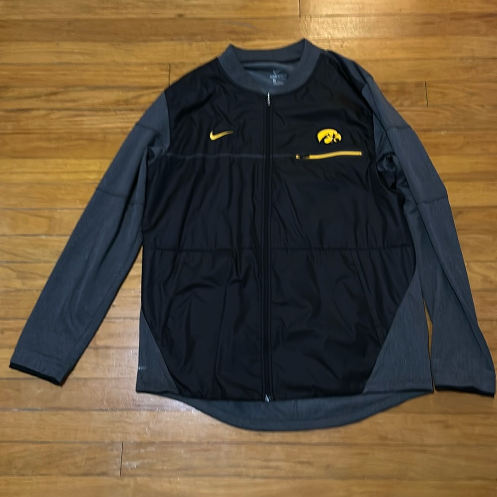 Iowa Hawkeyes Nike Shield Jacket